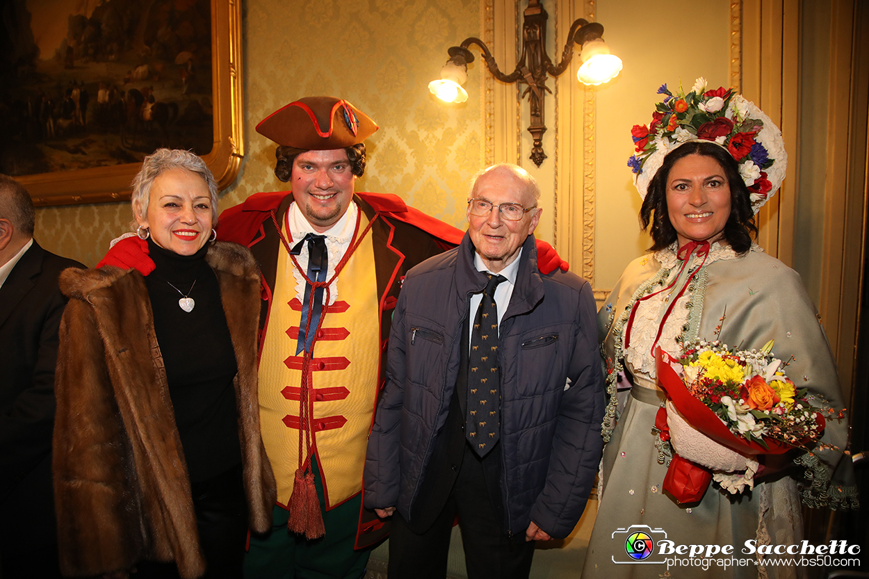 VBS_3673 - Investitura Ufficiale Gianduja e Giacometta Famija Turineisa - Carnevale di Torino 2024.jpg